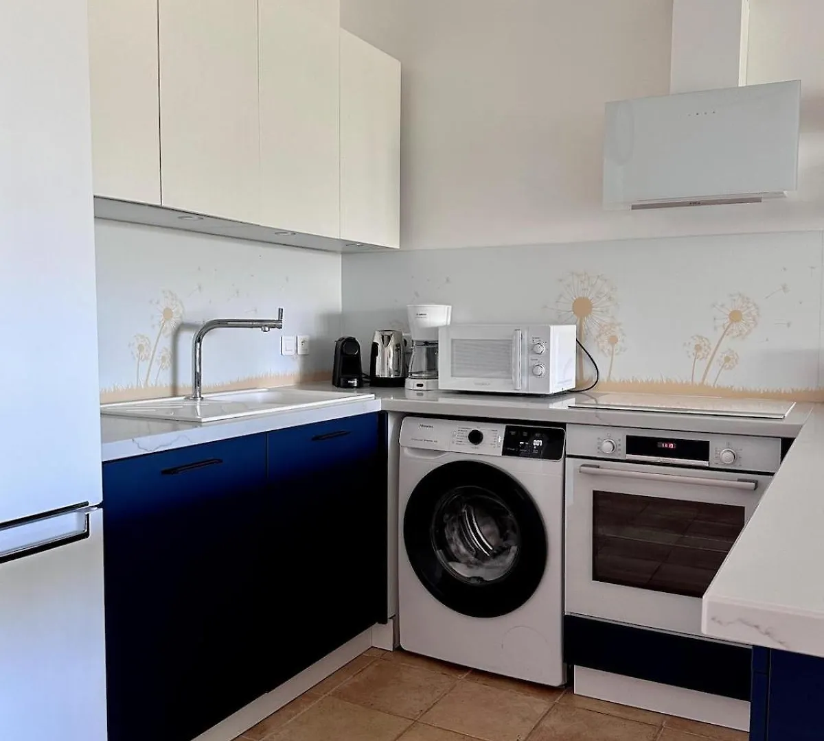 Renovated 2 Bedrooms Apartment Beach Front 오리엔트베이 생마르탱/신트마르턴